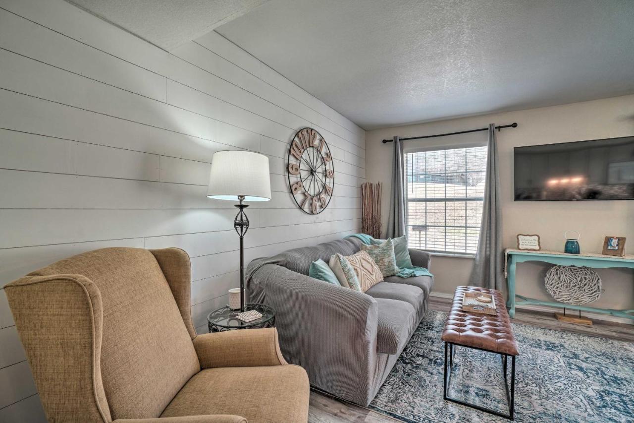Centrally Located Branson Condo With Pool And Marina! Екстериор снимка